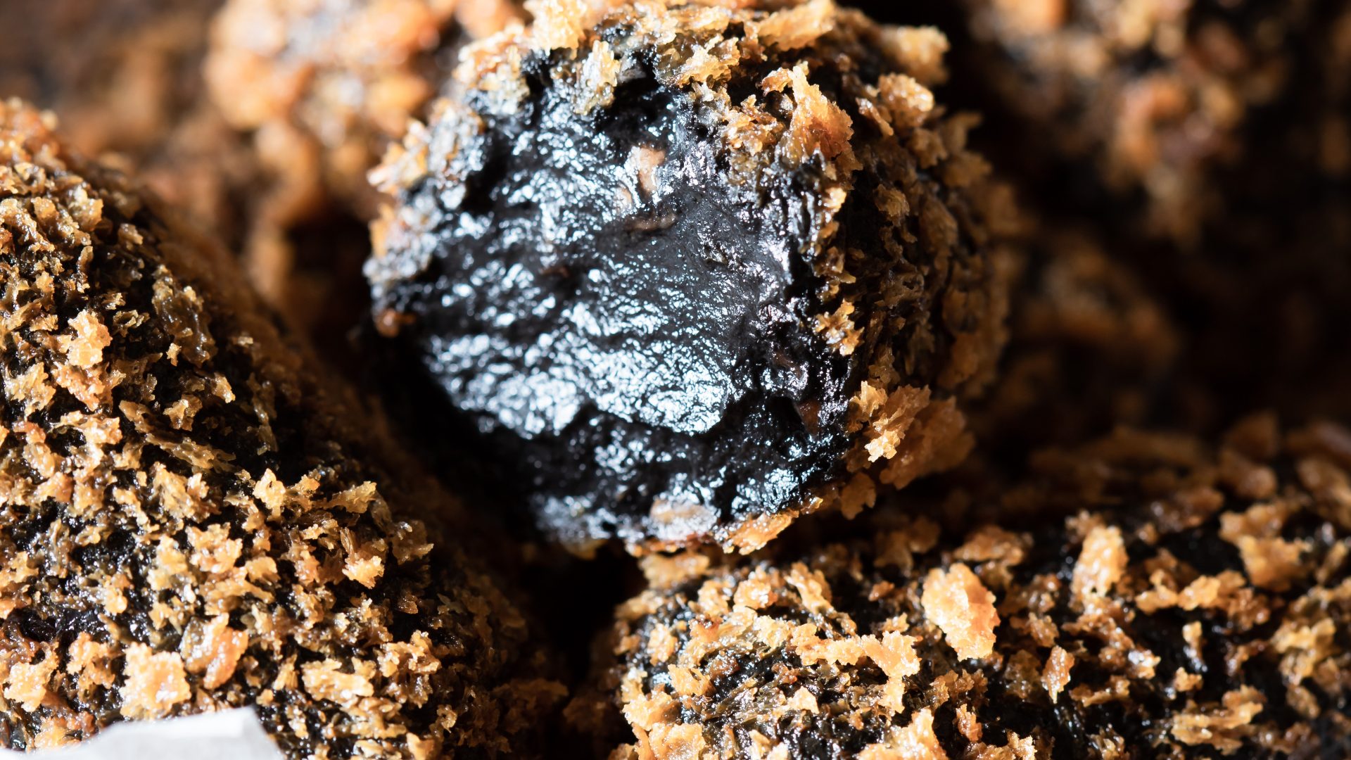 Croquettes artisanales au cabillaud avec chapelure croustillante, spécialité basque par CORPA Chef.