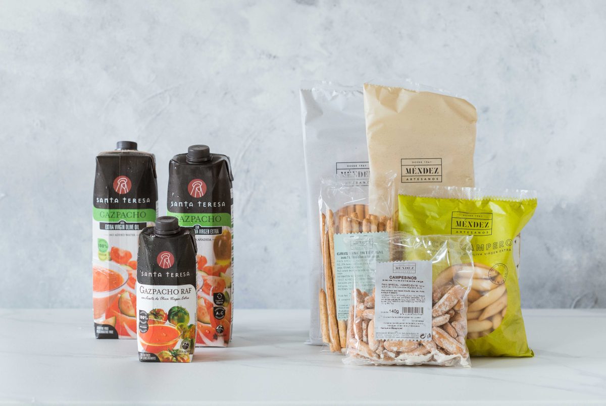 Gazpacho Santa Teresa et picos Méndez, des produits espagnols de qualité.