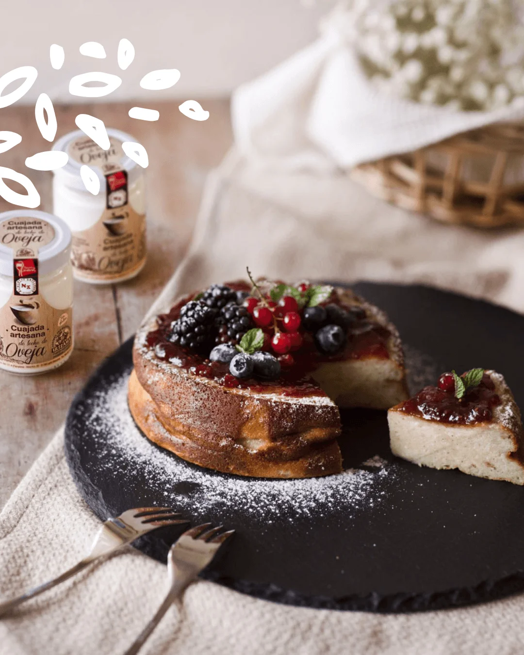Cheesecake artisanal préparé avec de la cuajada traditionnelle au lait de brebis Postres Ultzama